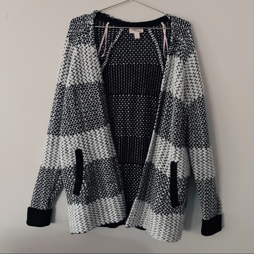 Forever 21 Black & white oversized knit cardigan